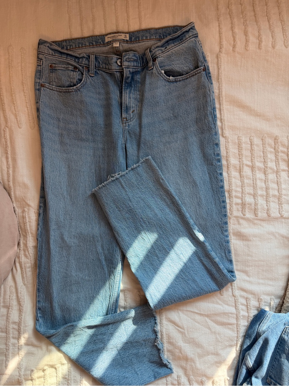 Abercrombie & Fitch Curve Love Straight Leg